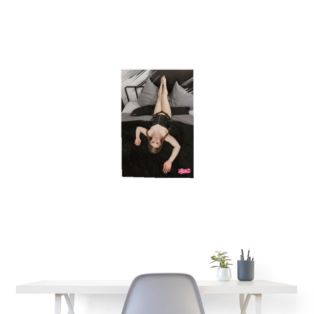 Lucy Dream Fan Poster (40x60 cm) - white